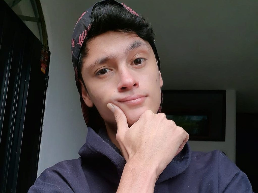 Tyler Thin