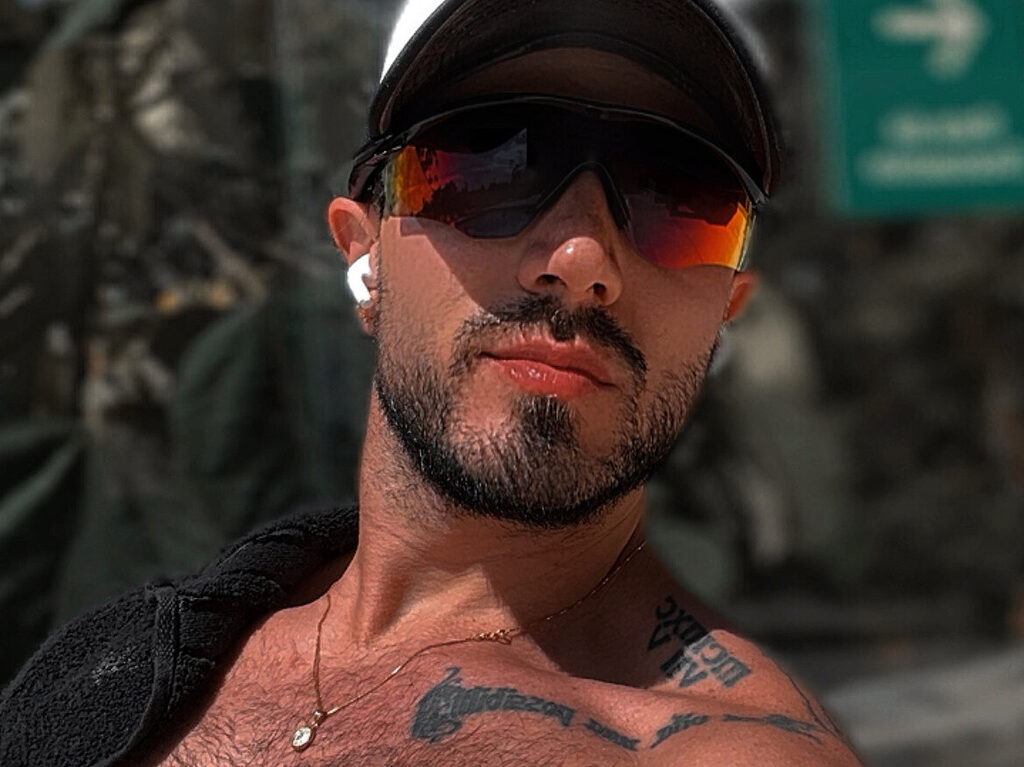 Chriis Angel