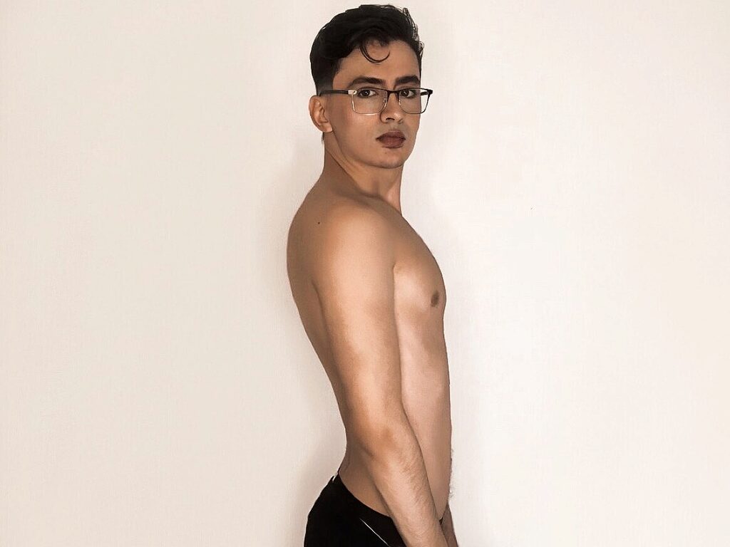 Aaron Tate