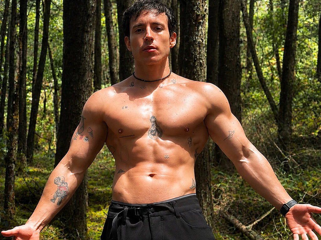 Aaron Bain