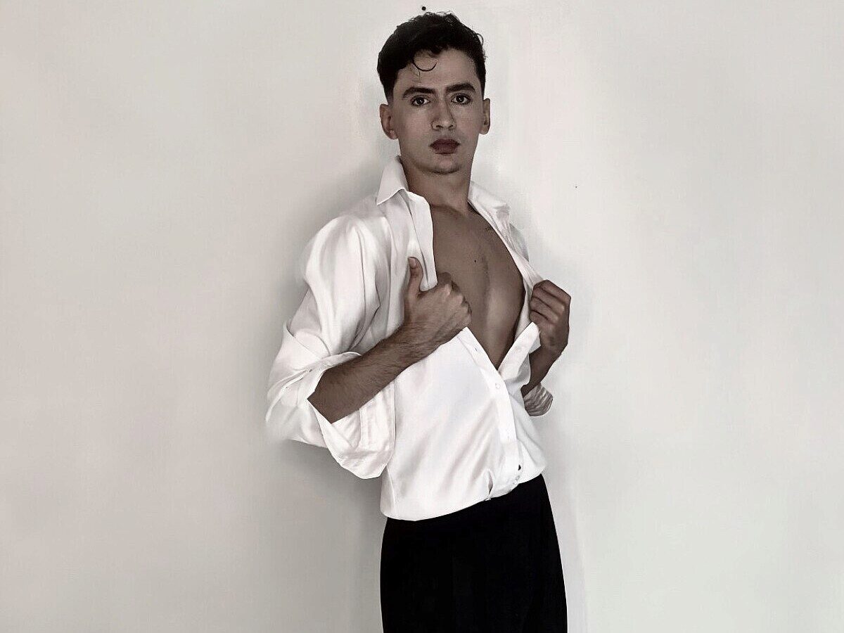 Aaron Tate