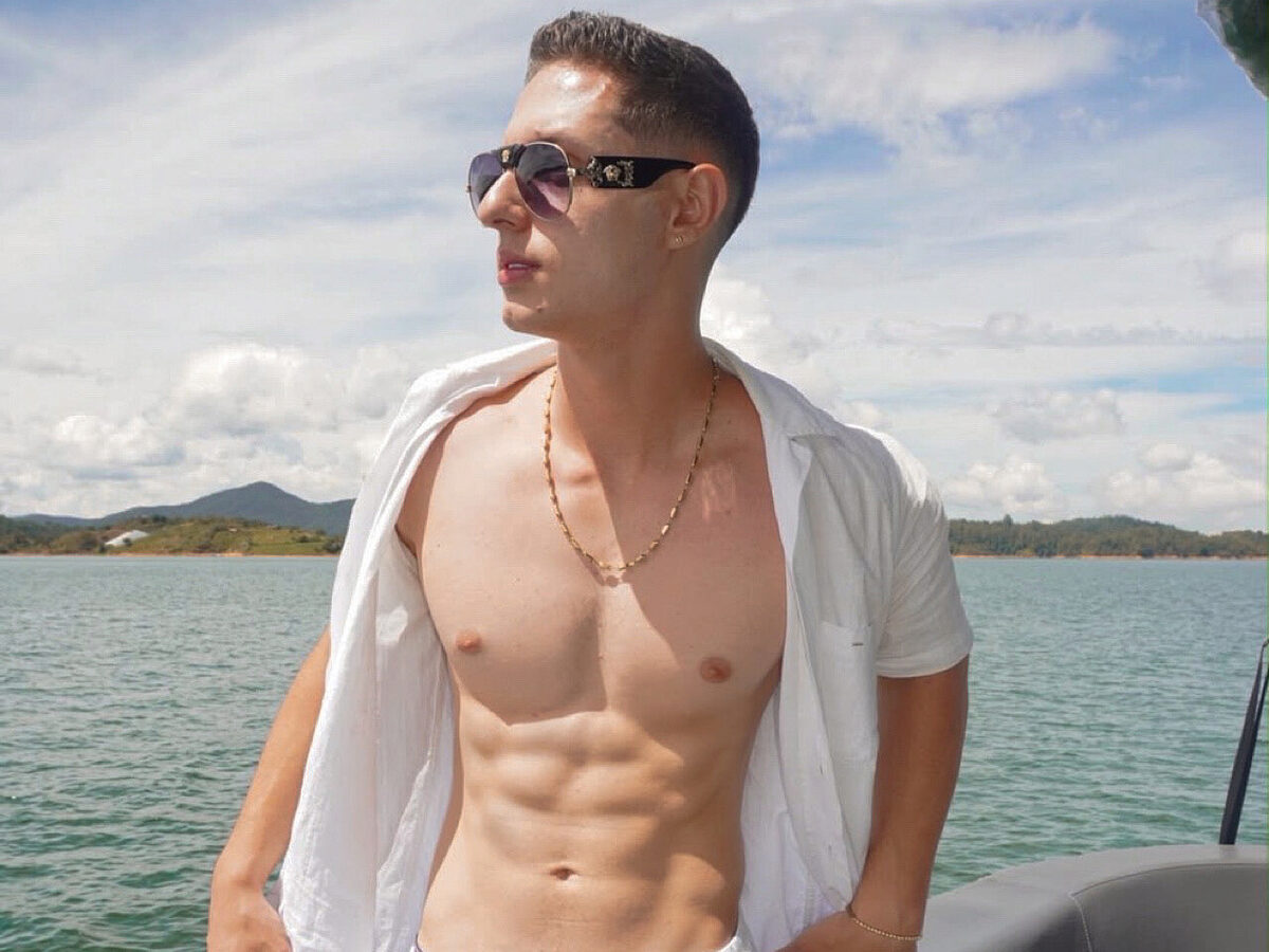 Maxx Thomson