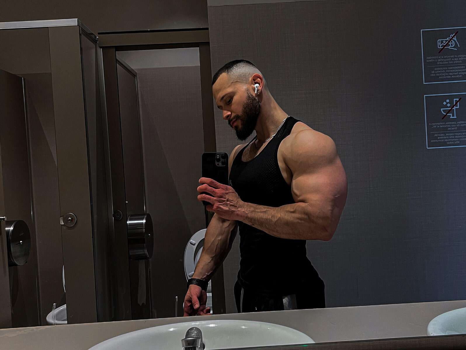 Andrew Corey