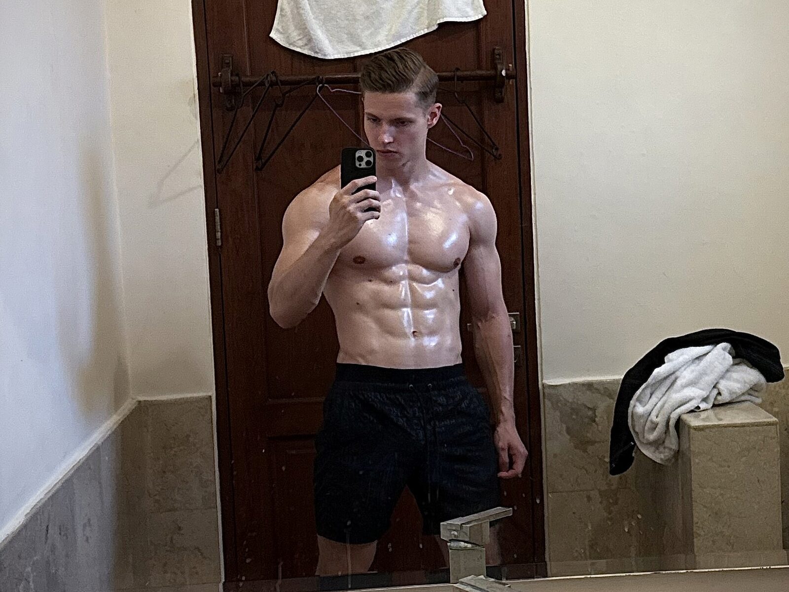 Connor Groff