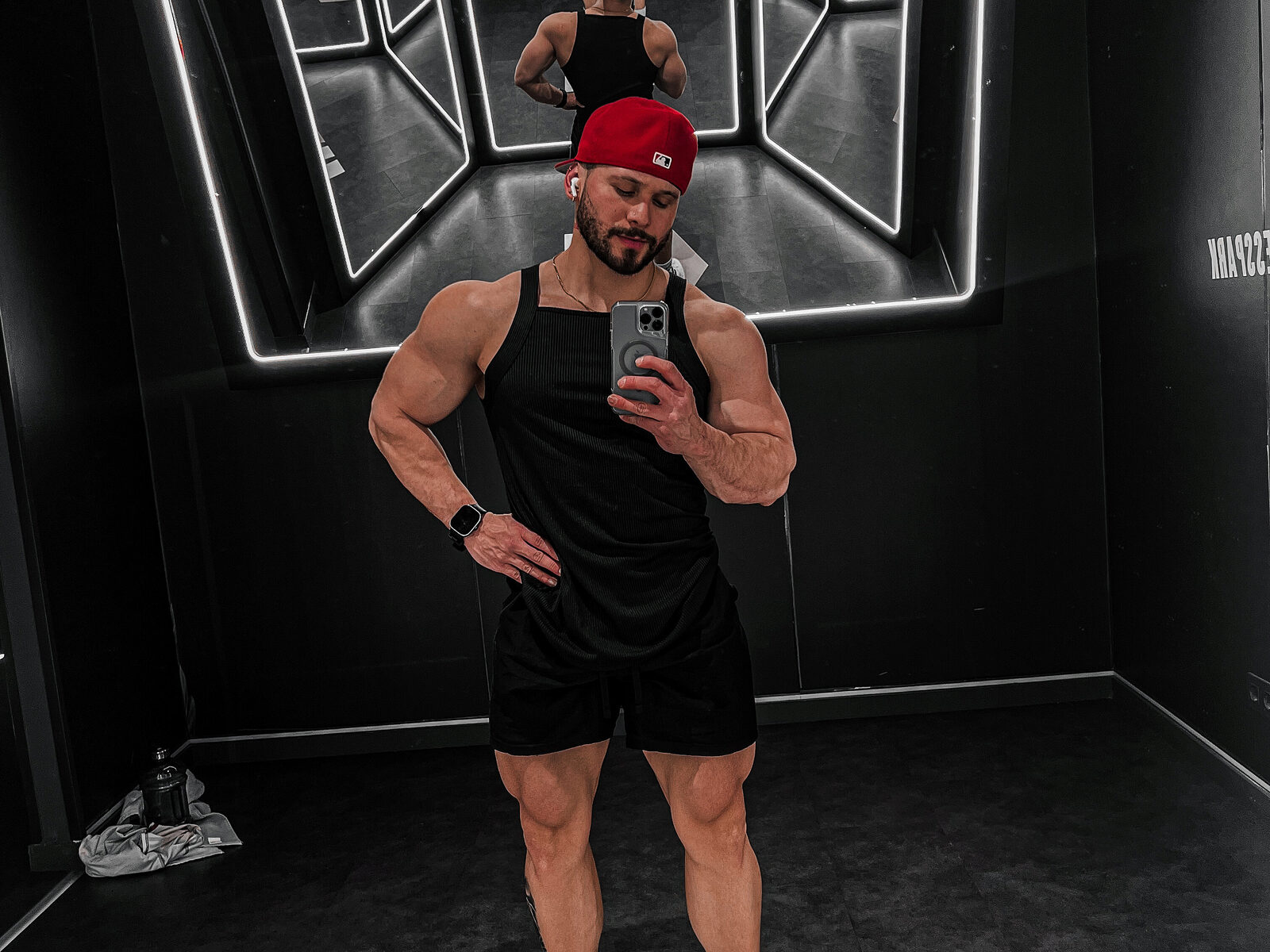 Andrew Corey