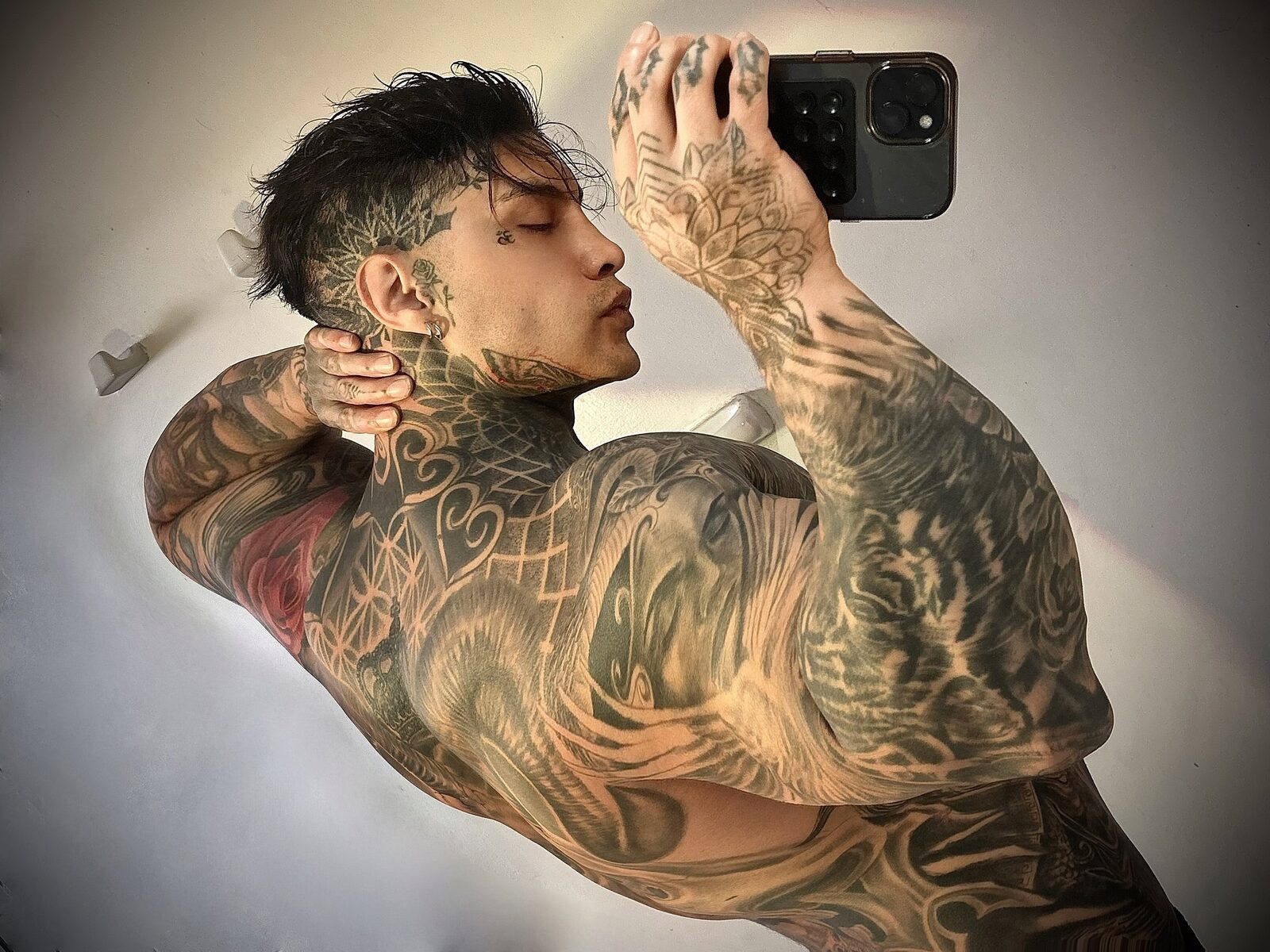 Angelo Vecker