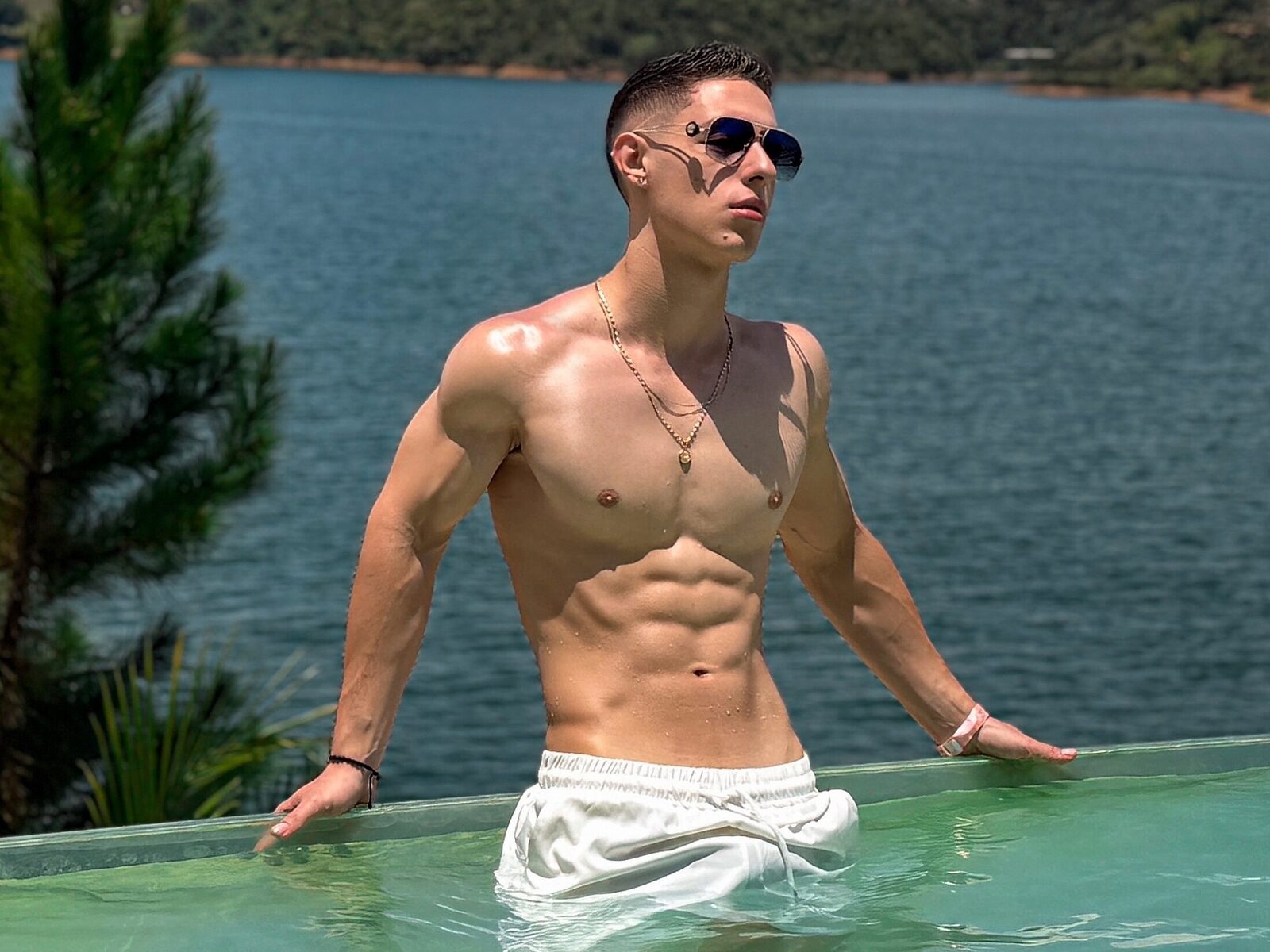 Maxx Thomson