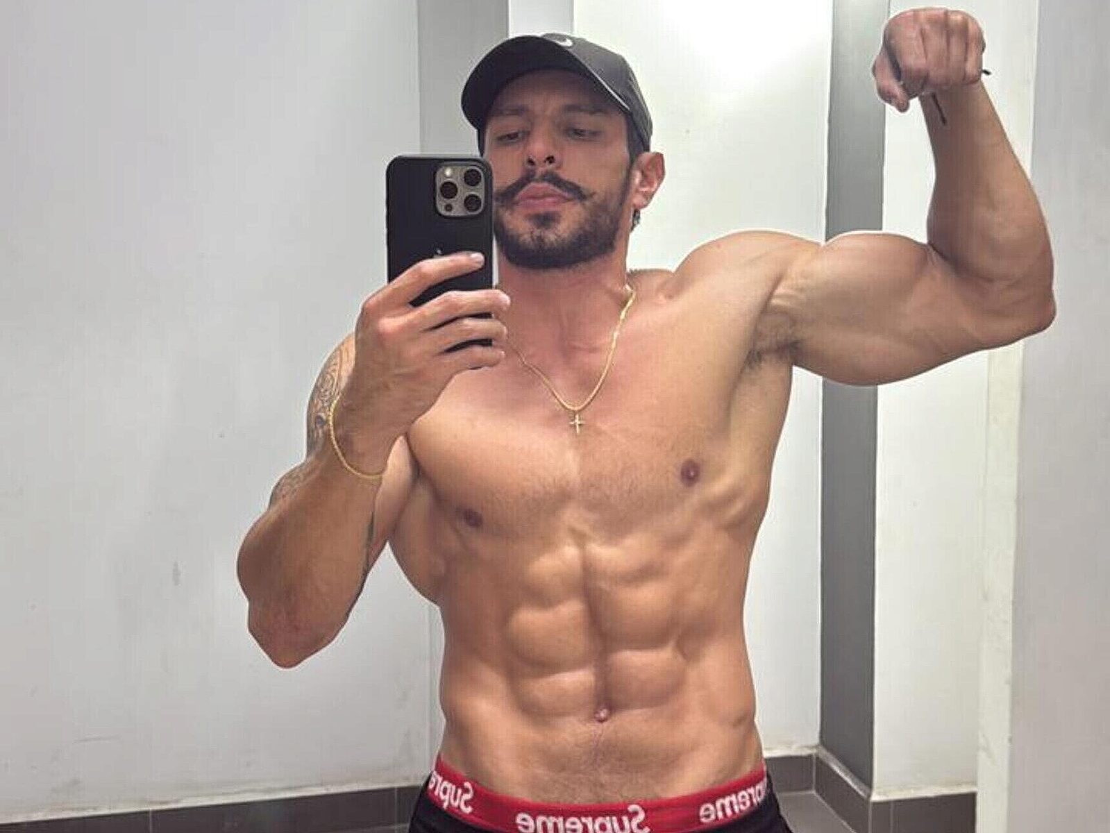 Robert_Hunk