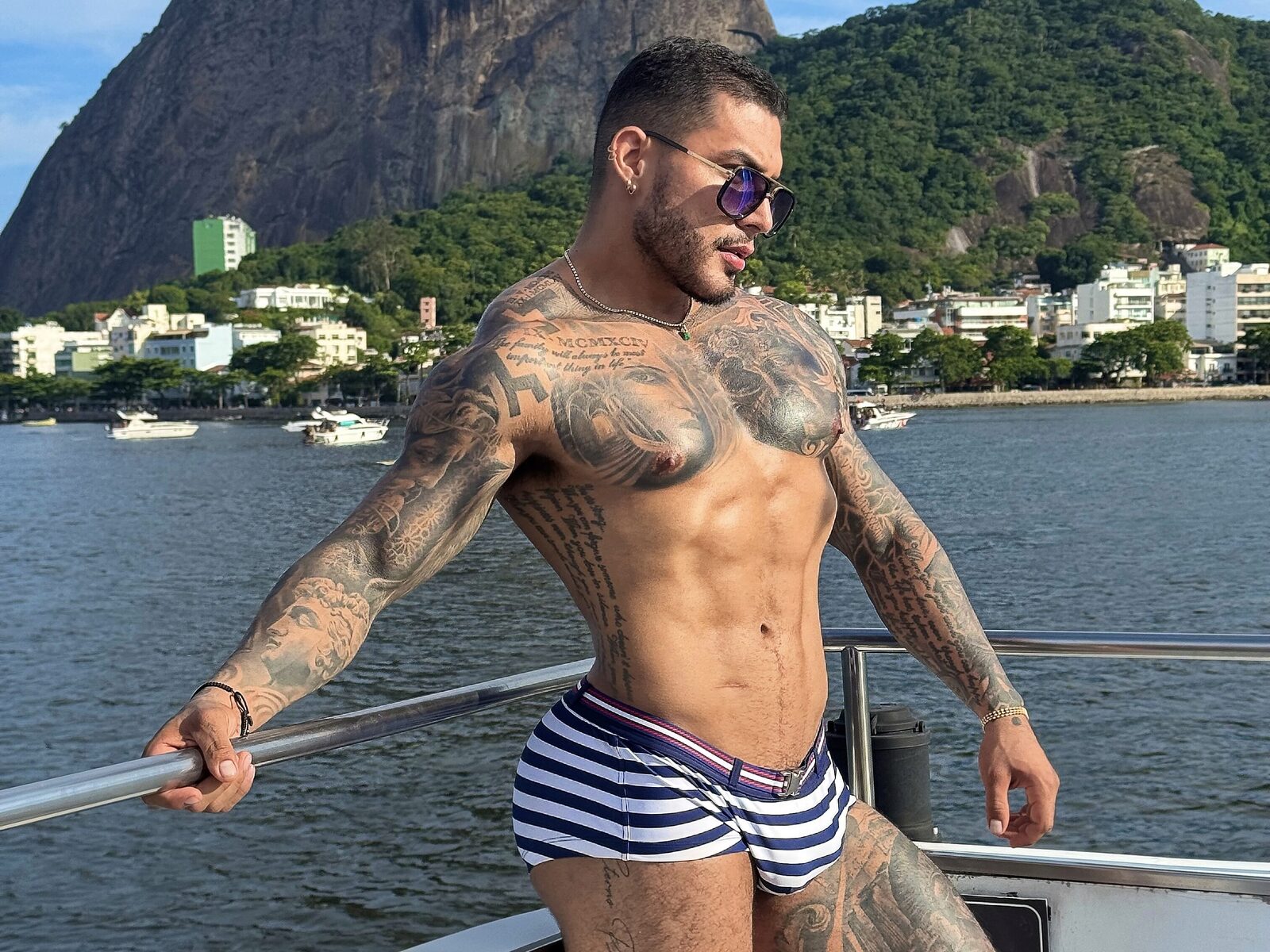 Aaron Vega