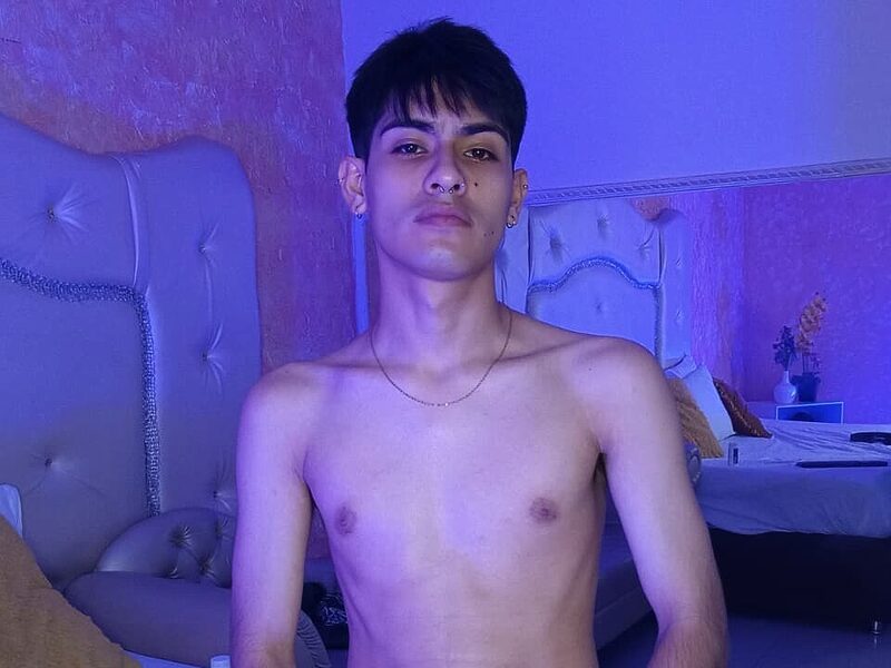 Tayler Cruz