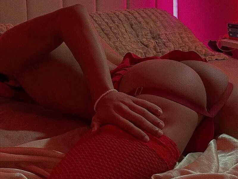 Isabella Cisneros