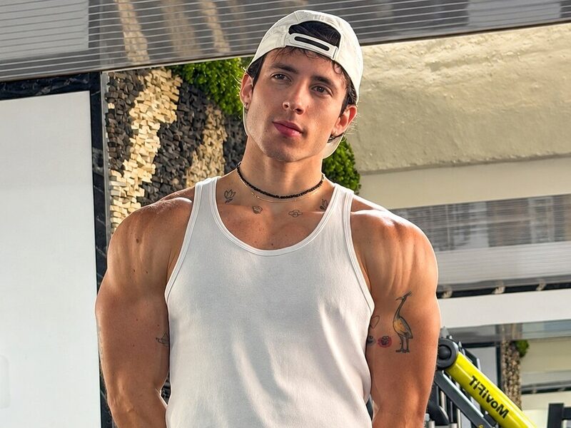 Aaron Bain