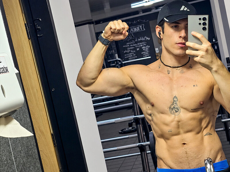 Aaron Bain