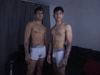 Wuialli Cash & Robert Million